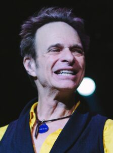 David Lee Roth singing live in 2014
