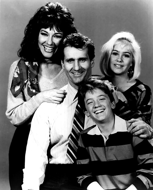 Married... with Children (1987) Bundy family photo